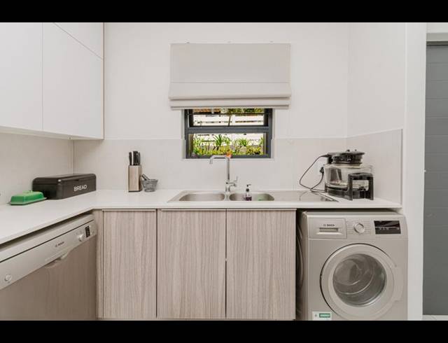 2 BEDROOM APARTMENT FOR SALE IN BEVERLEY